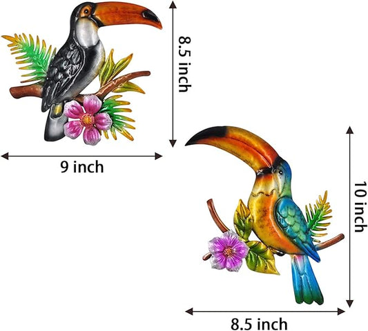 Metal Bird Wall Decor Toucan Tropical Outdoor Wall Art Suitable for Indoor and Outdoor Garden Fence Patio Decor.
