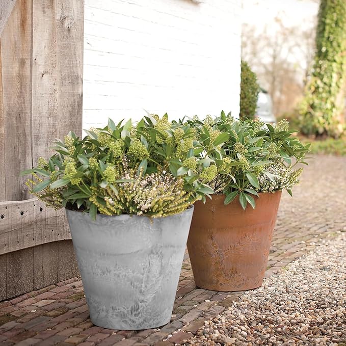 Root & Vessel Napa Round Planter, Rust, 6"