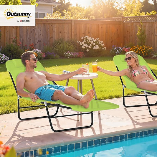 Outsunny Folding Chaise Lounge Chair, Pool Sun Tanning Chair, Outdoor Lounge Chair with Reclining Back, Breathable Mesh Seat, Headrest for Beach, Yard, Patio, Green