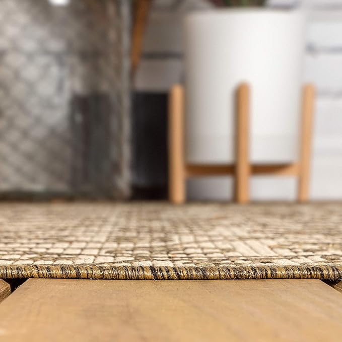 JONATHAN Y Vintage Filigree Indoor Outdoor Round Area Rug 5 Ft Beige/Brown, Madrid Textured Weave for Backyard, Patio, Porch, Easy-Cleaning, High Traffic, Pet-Friendly, Non-Shedding (SMB107B-5R)