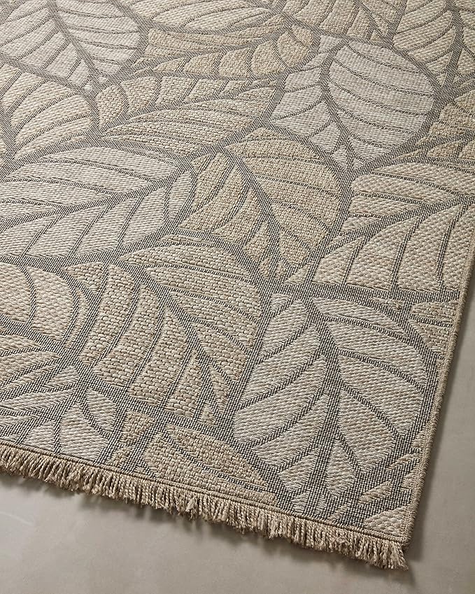 Loloi Dawn Collection Indoor/Outdoor DAW-05 Taupe 3'-9" x 5'-9" Accent Rug