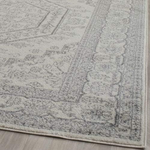 SAFAVIEH Adirondack Collection Accent Rug - 2'6" x 4', Ivory & Silver, Oriental Medallion Design, Non-Shedding & Easy Care, Ideal for High Traffic Areas in Entryway, Living Room, Bedroom (ADR108B)