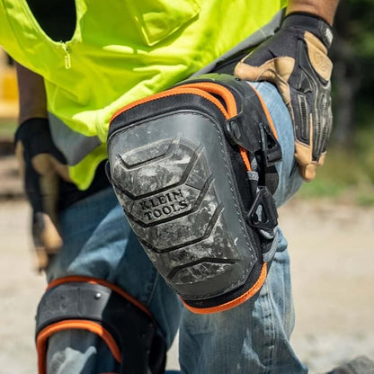 Klein Tools 60491 Hinged Knee Pads, Heavy Duty Gel Foam Protective Knee Pads with Quick-Fasten Buckle and Thigh Strap, Black