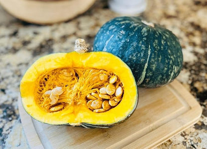TomorrowSeeds - Kabocha Squash Seeds - 20+ Count & 20+ Japanese Red Kuri Squash - for 2026 Planting Japanese Pumpkin Green Hokkaido Ebisu Asian Tetsukabuto Buttercup Gourd Garden Vegetable