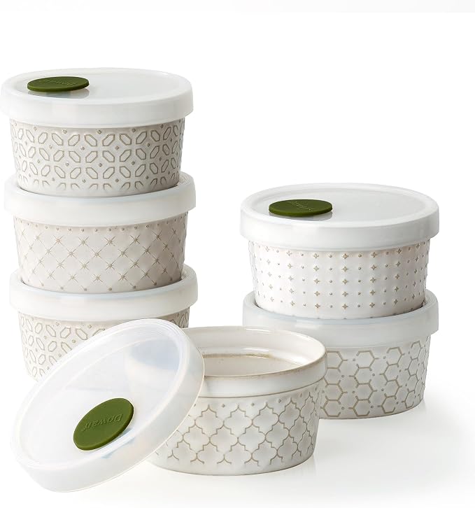 DOWAN Ramekins Oven Safe with Lids 4 oz, Charcuterie Boards Bowls Set for Creme Brulee, Souffle, Dipping Sauces, Custard Cups Ceramic Food Storage Containers, Set of 6, Beige
