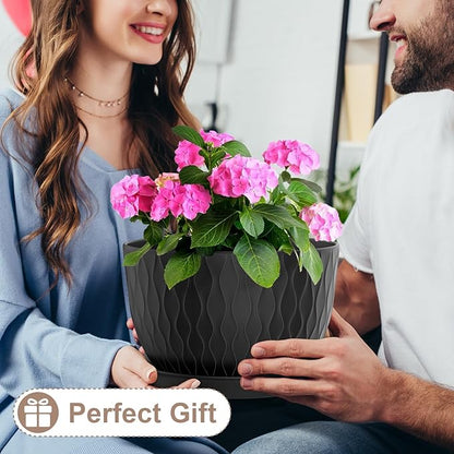 WSMKSZ 12 Inch Large Plant Pots for Indoor or Outdoor Plants, Wide Water Ripples Flower Pots with Drainage Holes & Saucer, Plastic Planters Set for Garden & Home Decor (Black)