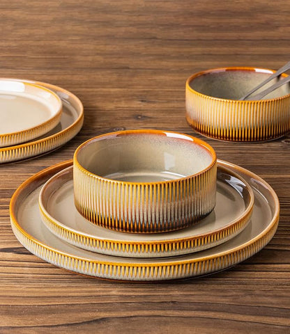 TheTerra Ceramic Dinnerware Sets for 6, 18 Pieces Porcelain Lightweight Plates and Bowls Sets, Scratch Resistant Dish Set, Oven & Microwave & Dishwasher Safe, Creamy Amber