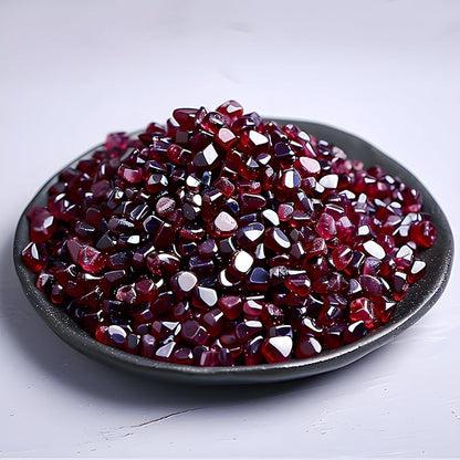 Polished Garnet Crystal Chips 200 Pcs - 0.3" 10 oz Tumbled Stone Chips Crushed Sea Glass Stones Healing Reiki Crystal Jewelry Making Home Decoration