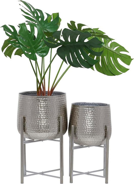 CosmoLiving by Cosmopolitan Metal Indoor Outdoor Planter Hammered Large Planter Pot with Removable Stand, Set of 2 Planters 19", 16"H, Silver