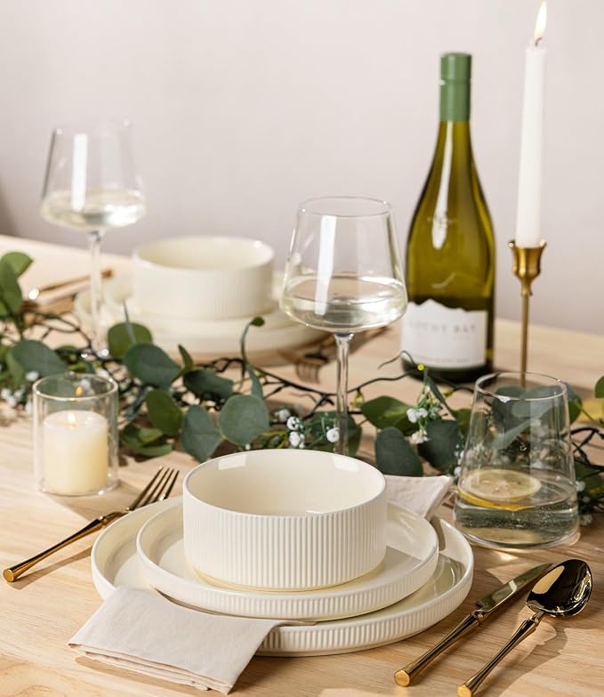 TheTerra Ceramic Dinnerware Sets for 4, 16 Pieces Porcelain Lightweight Plates and Bowls Sets, Scratch Resistant Dish Set, Oven & Microwave & Dishwasher Safe, Beige