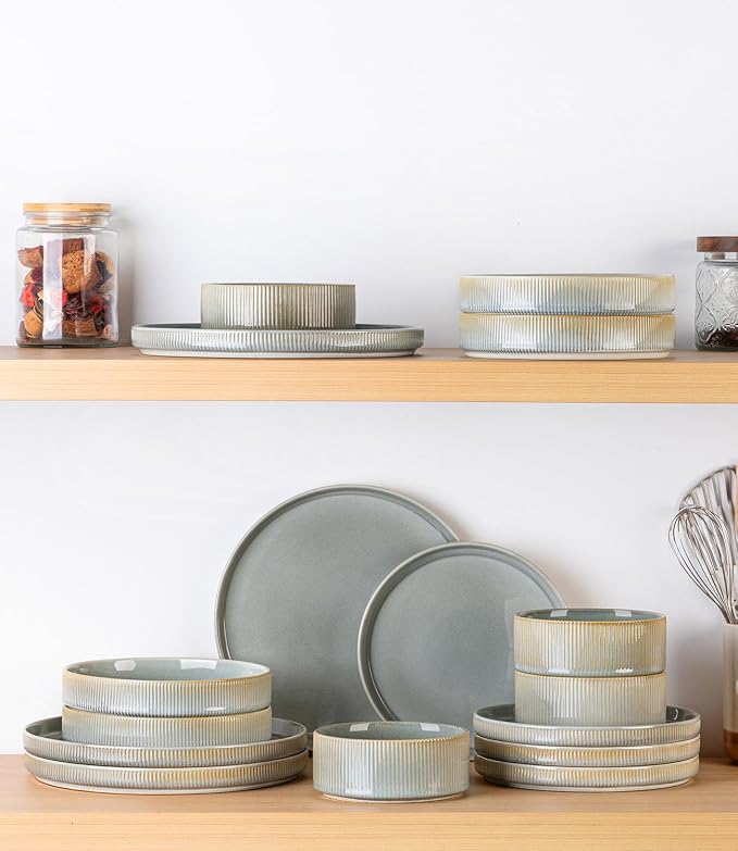 TheTerra Ceramic Dinnerware Set for 4, 12-Piece Plates and Bowls Set | Lightweight Porcelain Dish Set, Scratch Resistant, Oven & Microwave & Dishwasher Safe, Desert Sage