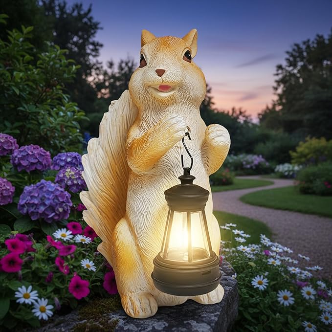 Solar Garden Statues Squirrel Decor - Resin Outdoor/Indoor Squirrel Sculpture Garden Lights Statue Decoration for Patio Home Yard Lawn, Unique Garden Figurine Lights Gift for Mom Grandma