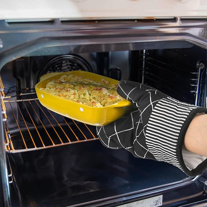 AVLA Set of 4 Ceramic Small Casserole Dishes, 7"x5" Porcelain Roasting Lasagna Pan, Individual Casserole Dishes Bakeware with Handle Rectangular Dish, Ceramic Baking Dish for Oven, 20 Oz, Polka Dot, Assorted Color