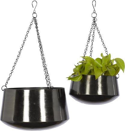 Deco 79 Metal Indoor Outdoor Wall Planter Indoor Outdoor Hanging Dome Hanging Planter with Chain, Set of 2 Plant Hanger 5", 7"H, Black