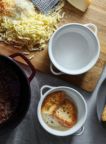 LE TAUCI French Onion Soup Bowls with Handles, 28 oz Large Oven Safe Ceramic Soup Crocks for Chilli, Beef Stew & Pot Pies, Stackable, Dishwasher Safe, Set of 4, White