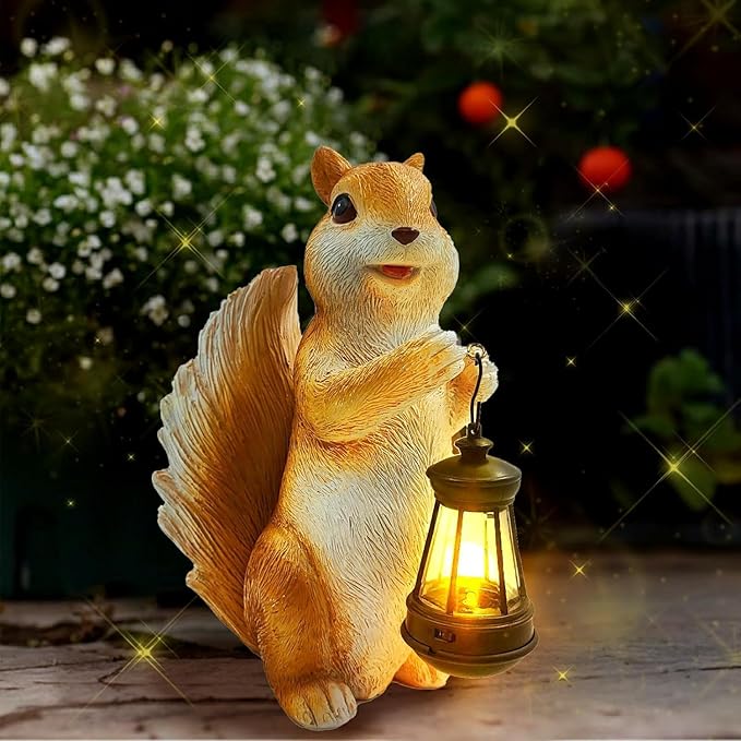 Solar Garden Statues Squirrel Decor - Resin Outdoor/Indoor Squirrel Sculpture Garden Lights Statue Decoration for Patio Home Yard Lawn, Unique Garden Figurine Lights Gift for Mom Grandma