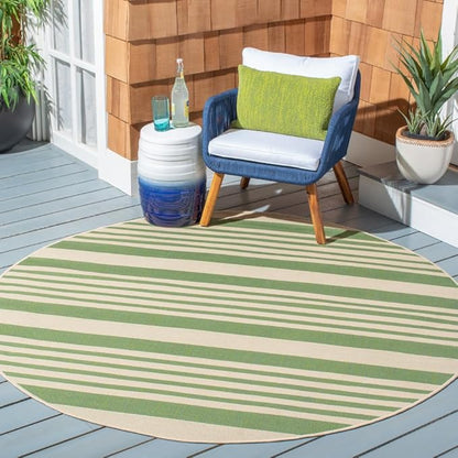 SAFAVIEH Washable Rug Outdoor Courtyard Collection - 7'10" Round, Green & Beige, Non-Shedding & Easy Cleaning, Ideal for Patio, Backyard, Mudroom (CY6062-244)