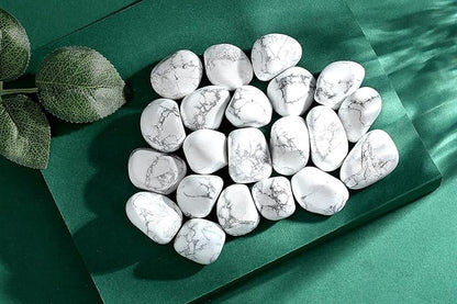 QINJIEJIE White Howlite Polished Stones Tumbled Crystals Bulk Gemstones Healing Quartz Rocks Set Decorative Landscape Stone Natural Reiki Energy Gem Home Decor for Vase Filler Spiritual Gift