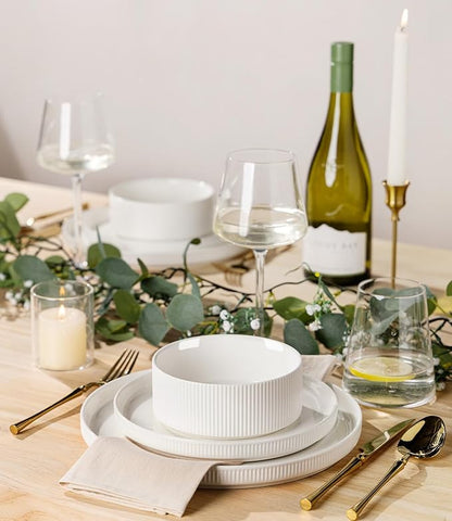 TheTerra Ceramic Dinnerware Set for 4, 12-Piece Plates and Bowls Set | Lightweight Porcelain Dish Set, Scratch Resistant, Oven & Microwave & Dishwasher Safe, Bright White