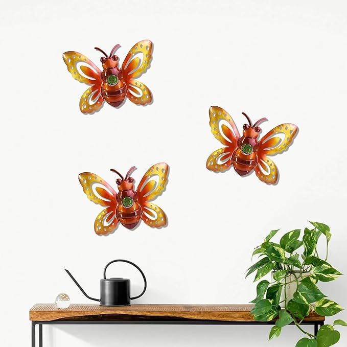 Garden Decor Clearance Metal Bee Wall Art Sculpture, Large Bee Wall Decor Fence Garden Decoration Hanging for Yard Lawn Patio Living Room Bedroom, 3 Pack, Gift for Family