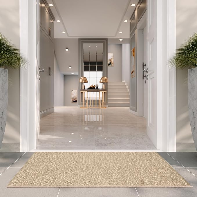 SAFAVIEH Washable Rug Outdoor Courtyard Collection - 2' x 3'7", Beige & Green, Non-Shedding & Easy Cleaning, Ideal for Patio, Front Door, Entryway, Doormat (CY6235-21812)