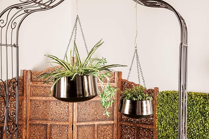 Deco 79 Metal Indoor Outdoor Wall Planter Indoor Outdoor Hanging Dome Hanging Planter with Chain, Set of 2 Plant Hanger 5", 7"H, Black