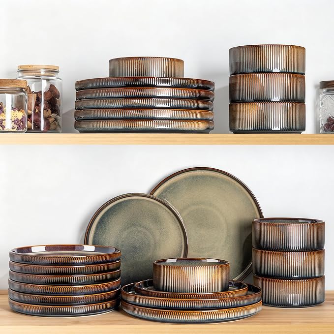TheTerra Ceramic Dinnerware Sets for 8, 24 Pieces Porcelain Lightweight Plates and Bowls Sets, Scratch Resistant Dish Set, Oven & Microwave & Dishwasher Safe, Brown