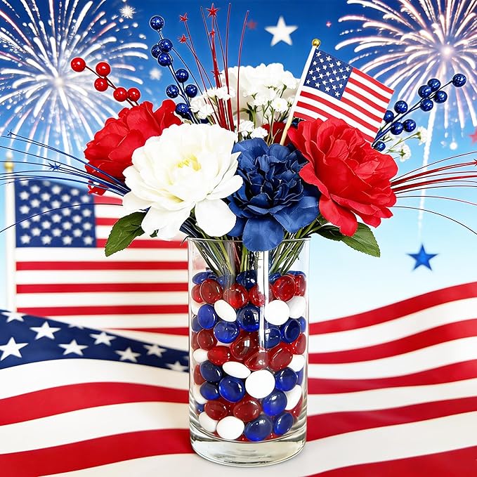 150 Pieces Red Blue White Glass Gemstone Beads Patriotic Vase Fillers Stone Independence Day Bowl Filler Gems Flat Marble Beads Glass Gem Pebbles for Home Decoration (Red Bule and White)