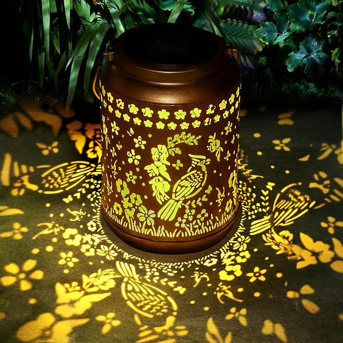 Cardinal Solar Lantern Outdoor Cardinal Decor Garden Decor Waterproof Light Hanging Solar Lights Yard Decor, Christmas Gifts, Gifts for Women, Gifts for Mom, Gifts for Grandma