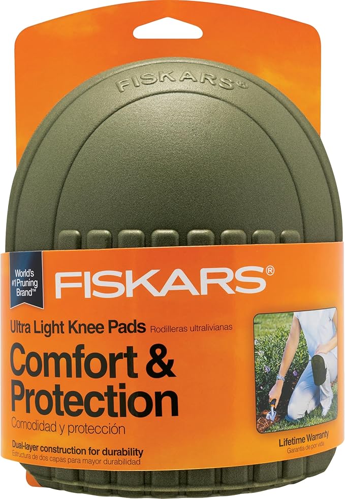 Fiskars Lightweight & Durable Knee Pads for Gardening and Housework - with Comfortable Padded Foam Cushioning