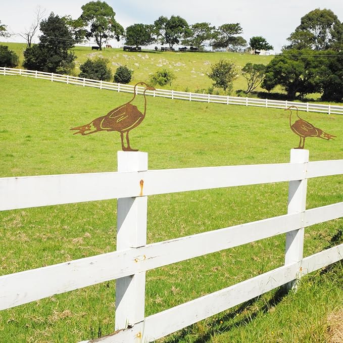 3 Pcs Rusty Seagull Decoration,Outdoor Bird Wall Decor,Rustic Metal Seagull Decorative Garden Stakes and Yard Art,Fence Decorations Outdoor
