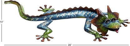 Deco 79 Metal Lizard Home Wall Decor Indoor Outdoor Wall Sculpture, Wall Art 13" x 5" x 28", Green