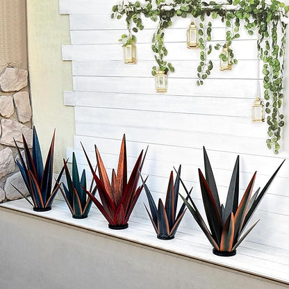 KODIBO Large Tequila Rustic Sculpture, Rustic Metal Agave Plants for Outdoor, Metal Agave Garden Yard Statue, Outdoor Lawn Ornaments Yard Stakes (Rusty - L (W/Solar Light))