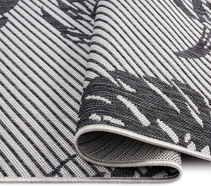 Tommy Bahama Palm Coastal Indoor/Outdoor Area Rug, Silver/Black, 5'3"x7'3"