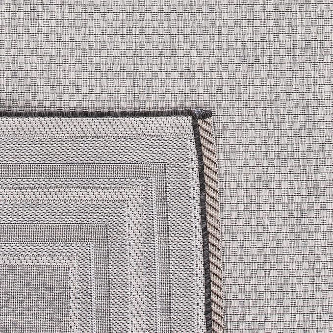 SAFAVIEH Washable Rug Outdoor Courtyard Collection - 5'3" x 7'7", Light Grey & Black, Non-Shedding & Easy Cleaning, Ideal for Patio, Backyard, Mudroom (CY8475-37612)