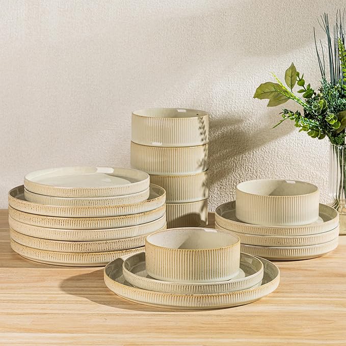 TheTerra Ceramic Dinnerware Set for 6, 18-Piece Plates and Bowls Set | Lightweight Porcelain Dish Set, Scratch Resistant, Oven & Microwave & Dishwasher Safe, Cappuccino