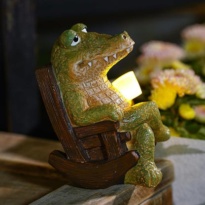 Decorative Crocodile Solar Light, Garden Statue with LED Light Ornament for Indoor Outdoor Home Patio Yard Lawn