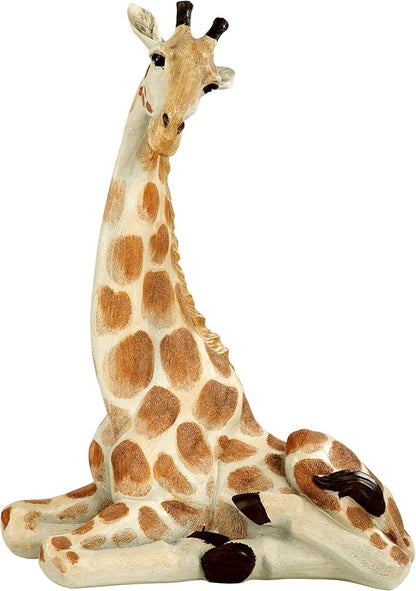 Design Toscano Zari, The Resting Giraffe Statue