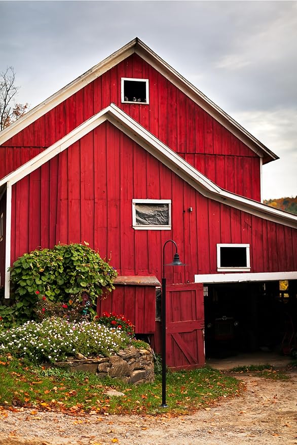 Steel Lighting Co. Highland Park Light | Pole Top Mounted | 16" Radial Wave | Upslope Gooseneck with Slip Fitter for 2-3/8" Standard Poles | Made in America | Matte Black Exterior/Brass Interior