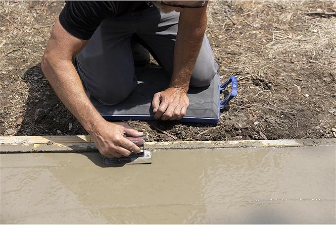 Marshalltown Foam Kneeler Board with Extra Large Handles, KB451
