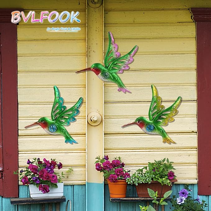 Metal Hummingbird Wall Decor, Wall Art Hanging Sculpture for Patio Fence, Set of 3, 9 Inch, Indoor Outdoor Gift for Family
