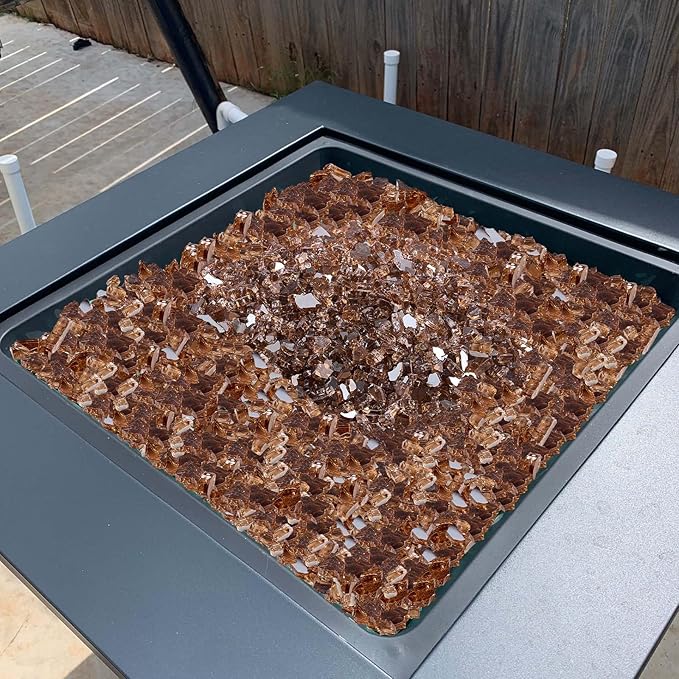 VEVOR Fire Glass, 10 LBS / 4.5 KG High-Temperature Resistant Fireplace Rocks, 1/4-Inch / 6.35 mm Reflective & Smokeless Firepit Glass Rock, High Luster Stone Landscaping for Fire Pit Table, Copper