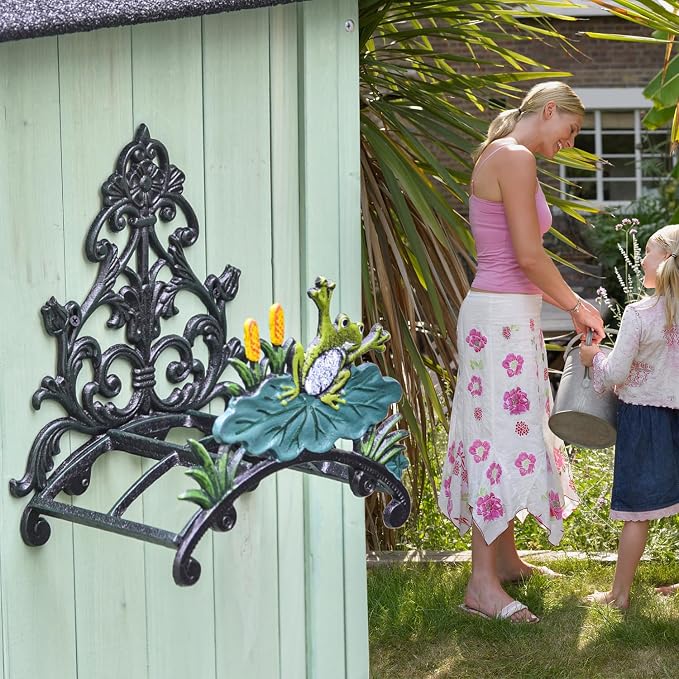 Sungmor Cast Iron Heavy Duty Garden Hose Holder - Decorative Hand-Painted Frog Wall Mounted Water Hose Hanger - Wall Decoration Hanging Hose Rack - Hose Reel Storage Butler - Metal Hose Stand