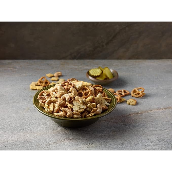 PLANTERS Cashews Dill Pickle - Trail Mix Snack Packs - Snacks with Dill Pickle, Snack Pack, Party Trail Mix, 5 Oz Bag (Pack of 2)
