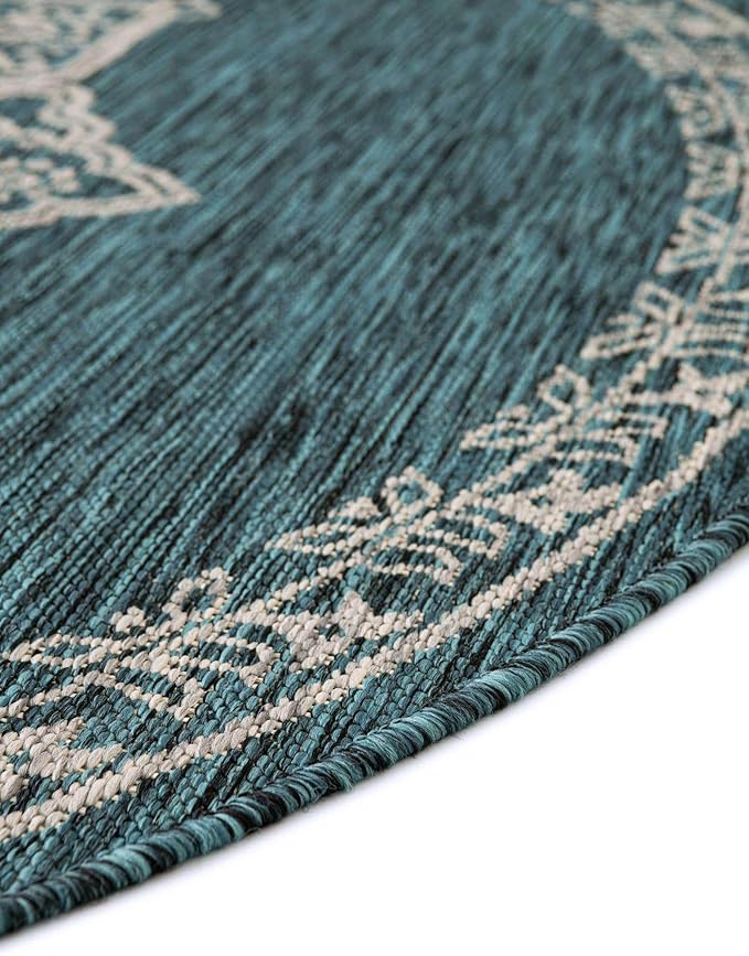 Unique Loom Outdoor Traditional Collection Area Rug - Antique (7' 10" Round Teal/Ivory)