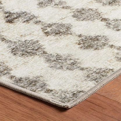 Dash & Albert Izzy Grey Machine Washable Rug, 4 X 6 Feet, Grey Graphic Pattern