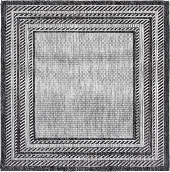SAFAVIEH Washable Rug Outdoor Courtyard Collection - 5'3" Square, Light Grey & Black, Non-Shedding & Easy Cleaning, Ideal for Patio, Backyard, Mudroom (CY8475-37612)