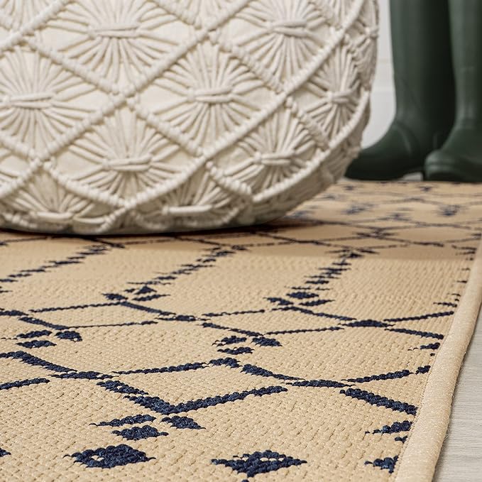 JONATHAN Y Moroccan Geometric Indoor Outdoor Area Rug 6X9 Beige/Navy, Ourika Textured Weave for Backyard, Patio, Porch, Easy-Cleaning, High Traffic, Pet-Friendly, Non-Shedding (SMB108H-6)