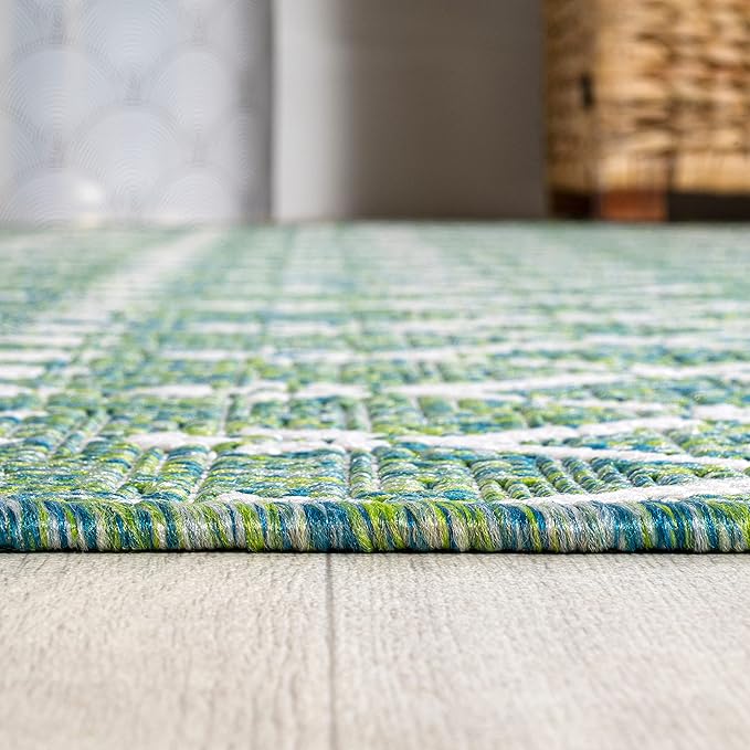 JONATHAN Y Moroccan Geometric Indoor Outdoor Area Rug 4X6 Green/Cream, Ourika Textured Weave for Backyard, Patio, Porch, Easy-Cleaning, High Traffic, Pet-Friendly, Non-Shedding (SMB108L-4)