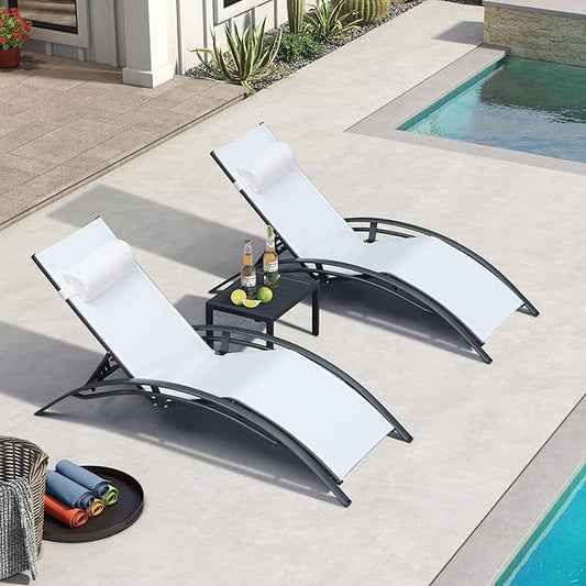 PURPLE LEAF Patio Chaise Lounge Set of 3 Outdoor Lounge Chair Beach Pool Sunbathing Lawn Lounger Recliner Outside Tanning Chairs with Arm for All Weather, Side Table Included, White
